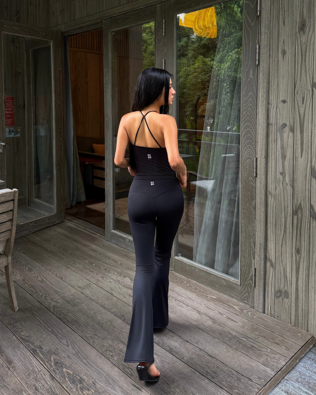 REBN LILY TOP