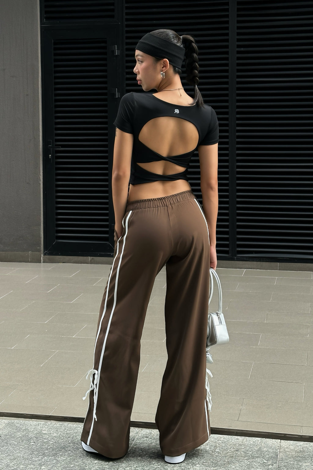 Low-rise Bow tie Wide leg Khaki Pants