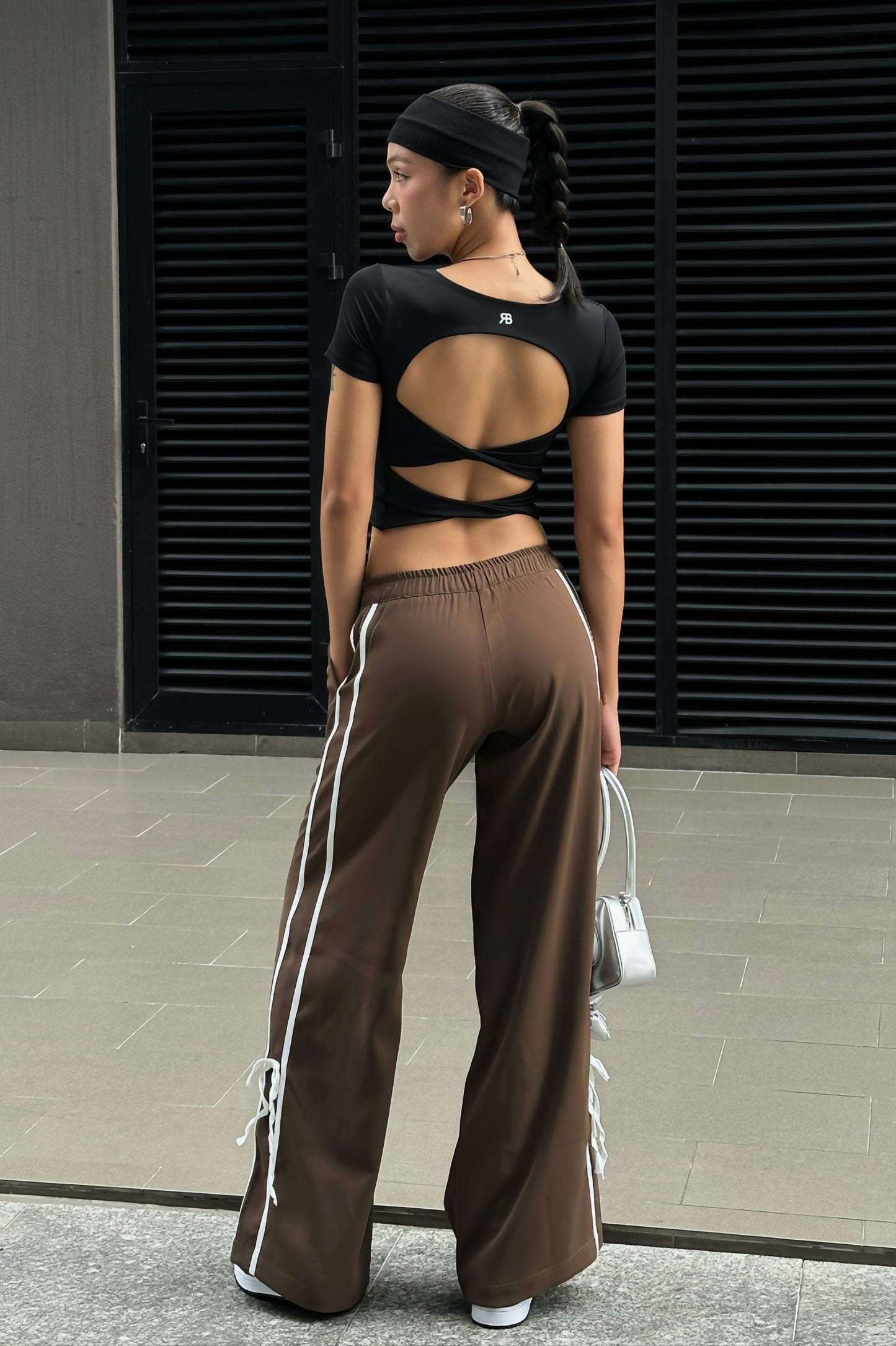Low-rise Bow tie Wide leg Khaki Pants
