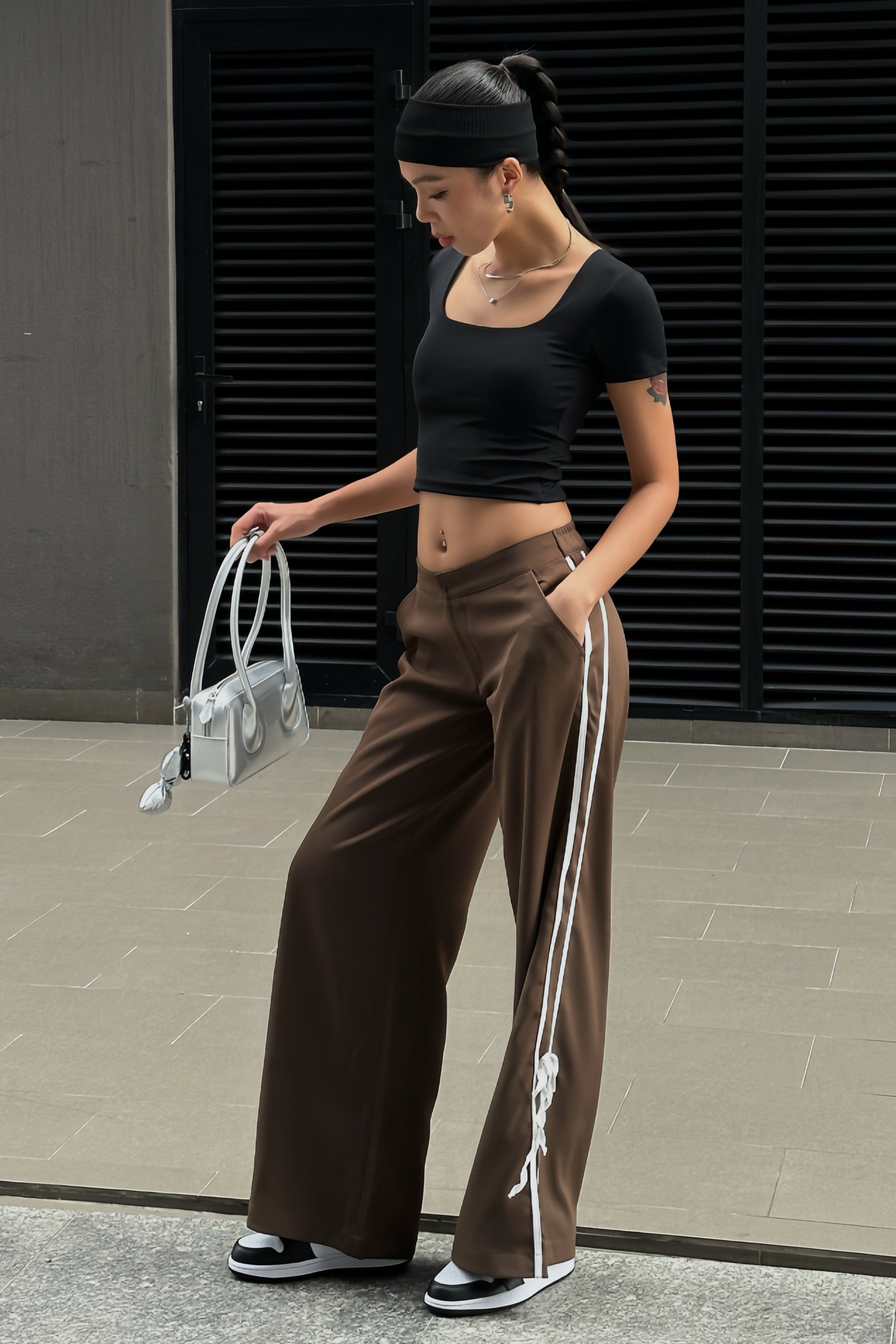 Low-rise Bow tie Wide leg Khaki Pants