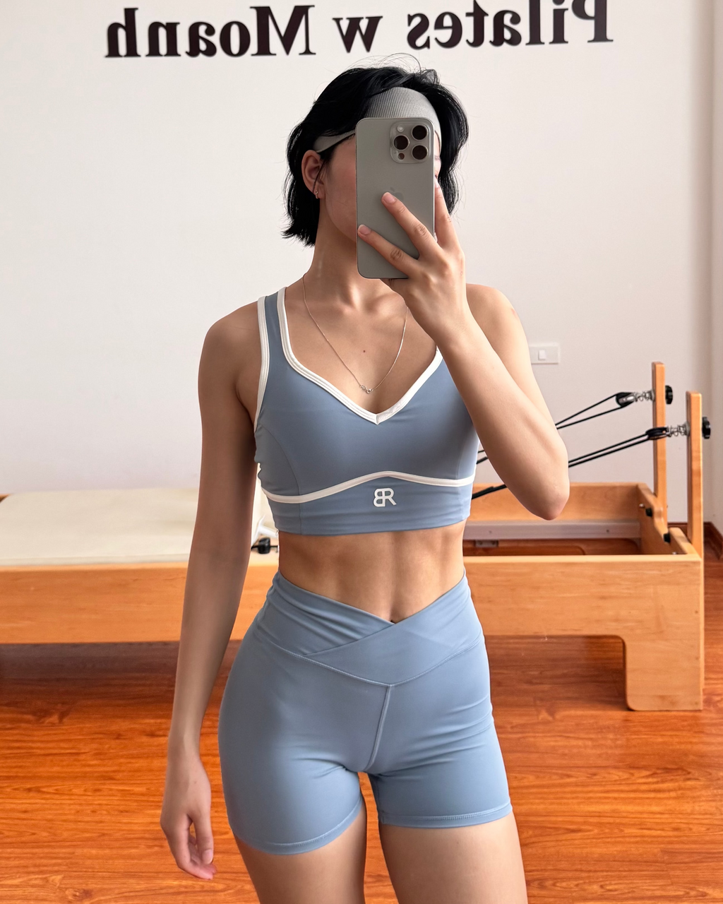 High Rise V-Waist Crossover Contour Bikers